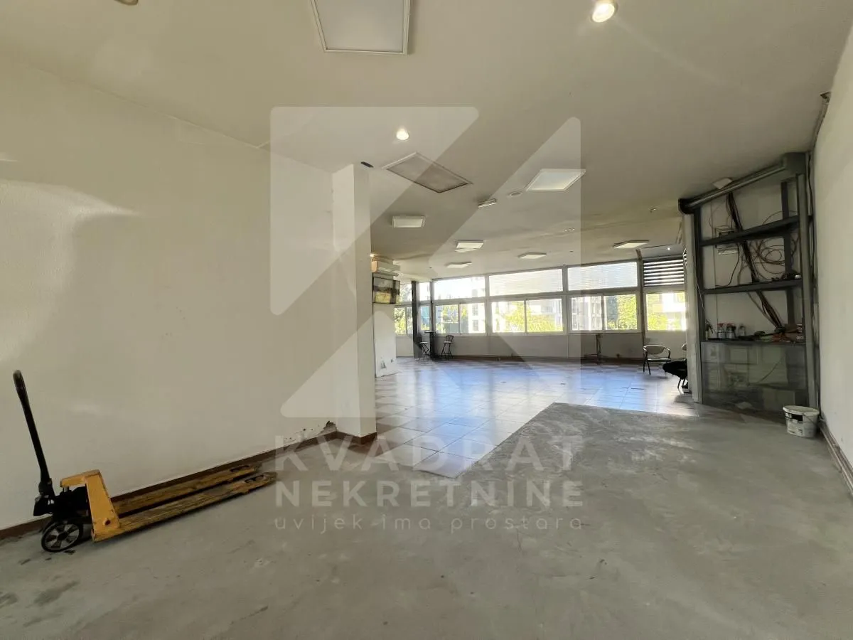 Rent, office space, 210m², Centar, Podgorica