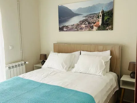 Rent, one bedroom apartment, 36m², Dobrota, Kotor - image 6