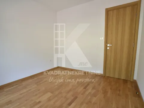 Rent, two bedroom apartment, 69m², Ljubović, Podgorica - image 4
