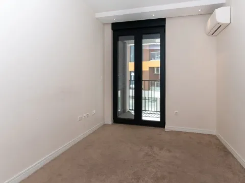 Izdavanje, dvosoban stan, 80m², Preko Morače, Podgorica - image 4