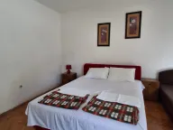 Izdavanje, garsonjera, 25m², Podkošljun, Budva - image 4