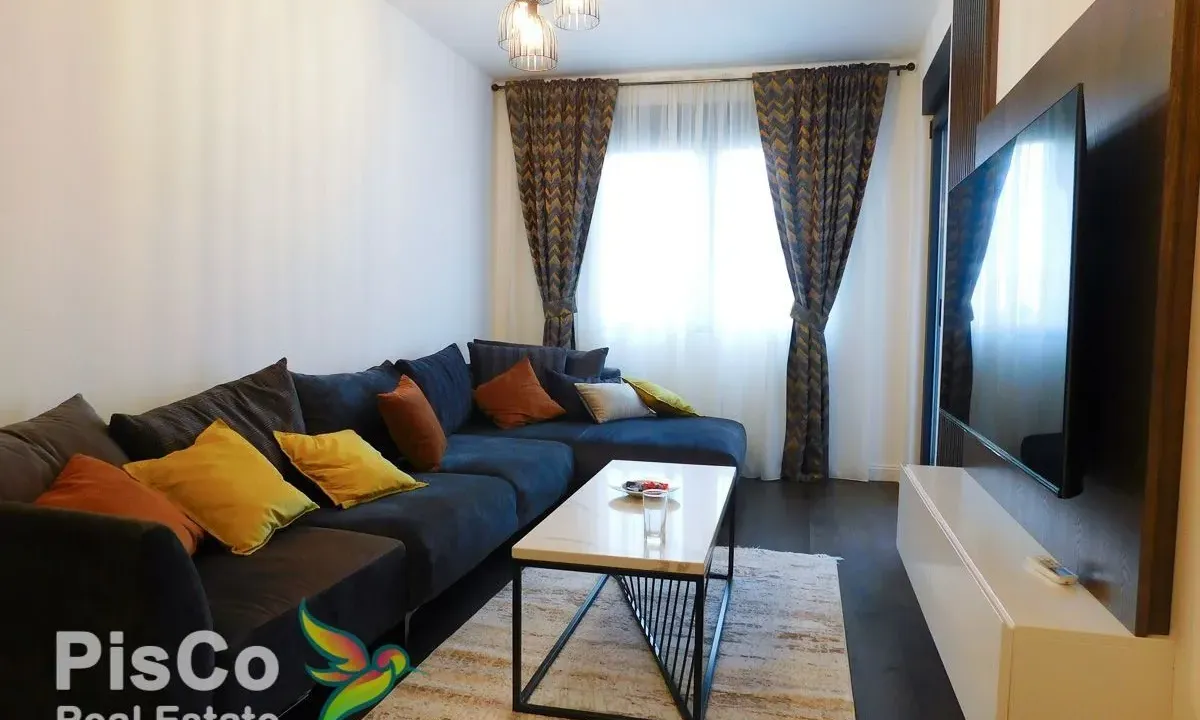 Izdavanje, dvosoban stan, 70m², Tološi, Podgorica