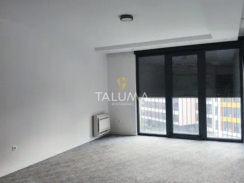 Rent, two bedroom apartment, 84m², Preko Morače, Podgorica - image 3