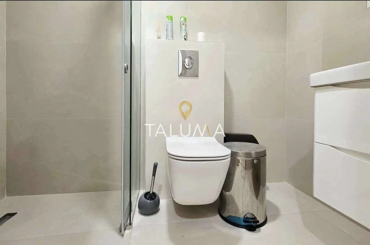 Izdavanje, dvosoban stan, 53m², City Kvart, Podgorica