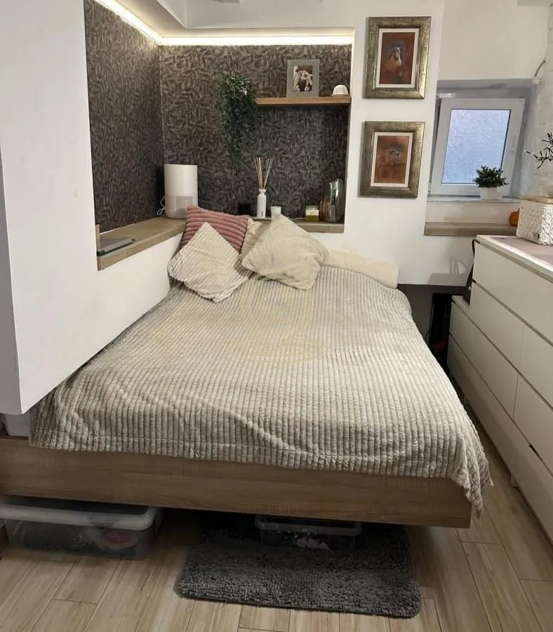 Prodaja, dvosoban stan, 33m², Centar, Novi Sad