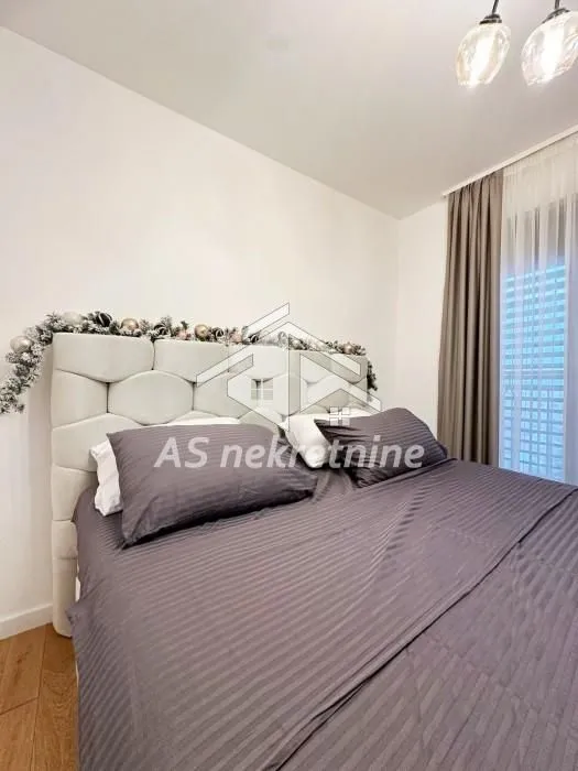 Rent, three bedroom apartment, 89m², Čubura, Beograd