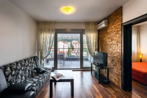 Sale, two bedroom apartment, 53m², Budva, Crna Gora - image 12