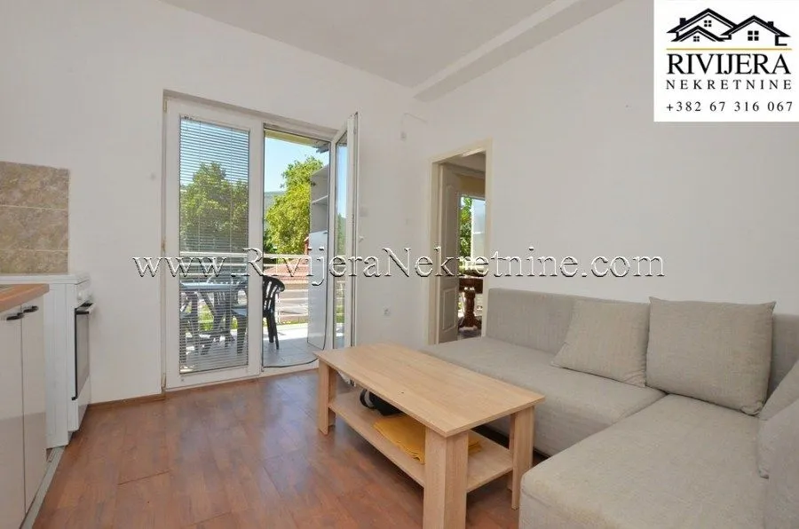 Prodaja, dvosoban stan, 54m², Đenovići, Herceg Novi