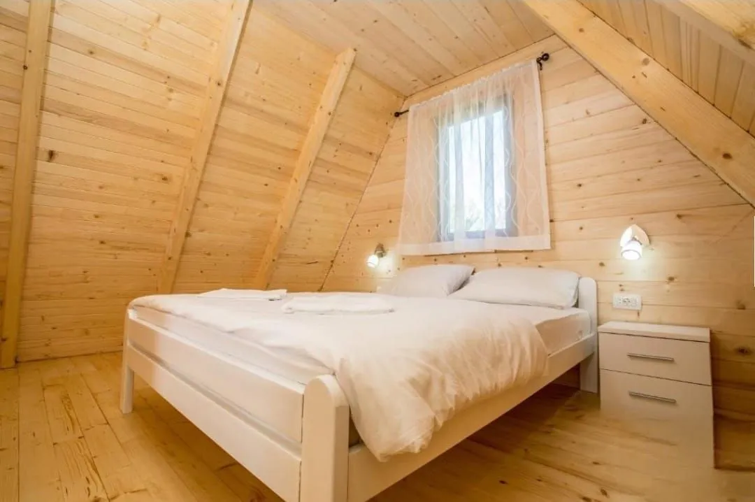 Prodaja, kuća, 207m², Borje, Žabljak