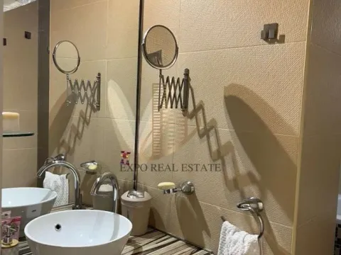 Prodaja, četvorosoban stan, 112m², Stari grad, Novi Sad - image 19