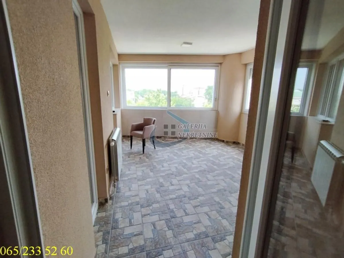 Rent, apartment, 165m², Čukarica, Beograd