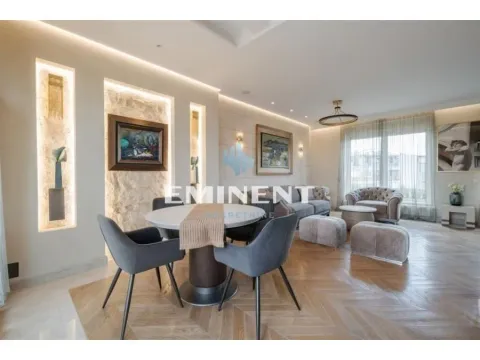 Izdavanje, trosoban stan, 128m², Stari Grad, Beograd - image 4