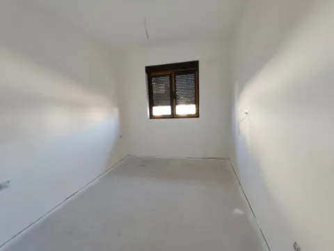 Prodaja, jednosoban stan, 43m², Zabjelo, Podgorica - image 9