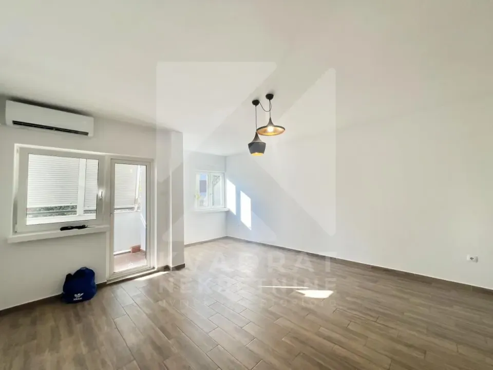 Rent, one bedroom apartment, 52m², Preko Morače, Podgorica