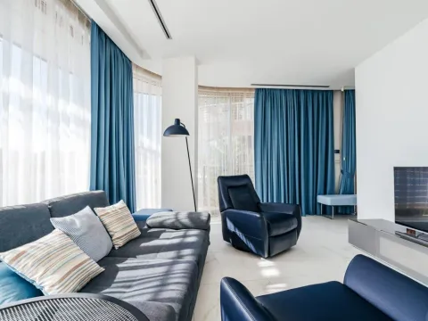 Sale, two bedroom apartment, 170m², Budva, Crna Gora - image 14