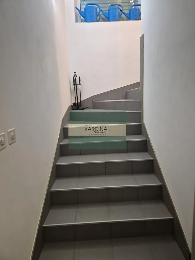 Prodaja, kuća, 528m², Budžino brdo, Jagodina