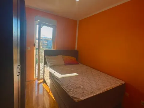 Rent, one bedroom apartment, 40m², Krivi Most, Podgorica - image 16
