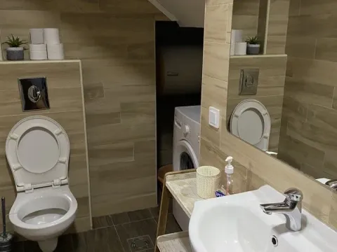 Izdavanje, jednosoban stan, 55m², Šušanj, Bar - image 11