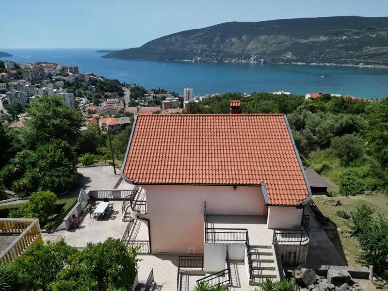 Prodaja, kuća, 299m², Topla, Herceg Novi