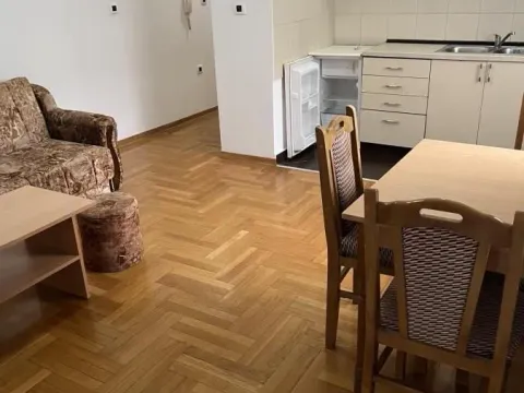 Rent, one bedroom apartment, 39m², Centar, Novi Sad - image 2