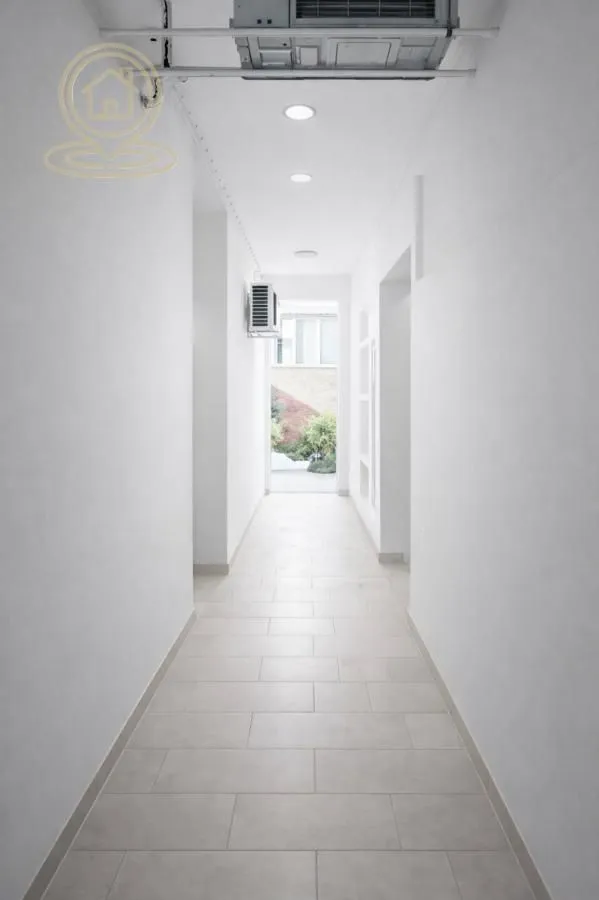Rent, office space, 275m², Stari grad, Novi Sad
