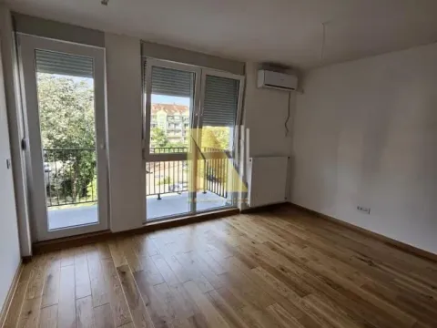 Stan in Grbavica