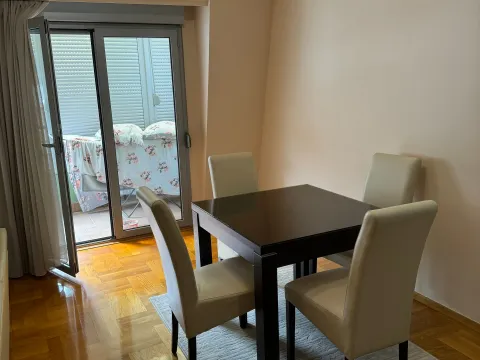 Rent, one bedroom apartment, 50m², Krivi Most, Podgorica - image 2