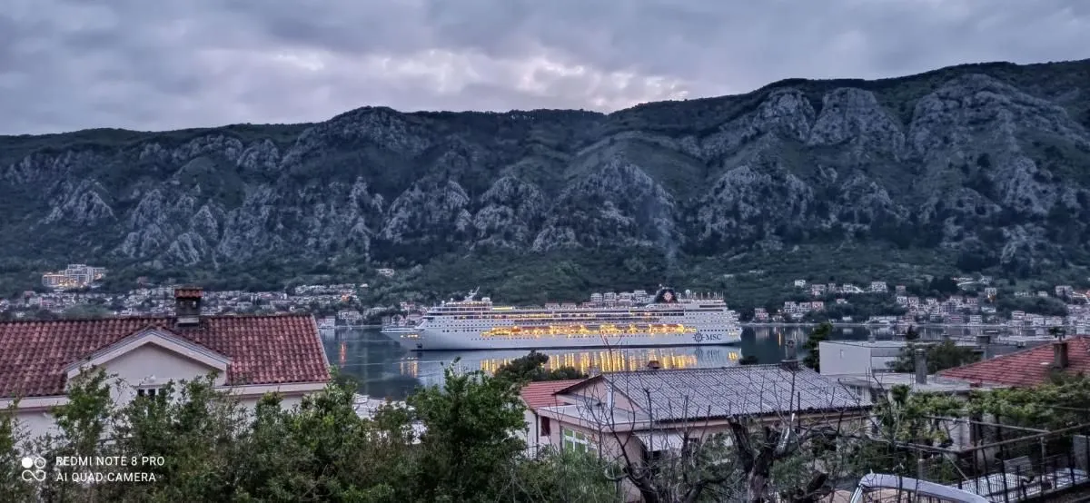 Sale, two bedroom apartment, 68m², Kotor, Crna Gora
