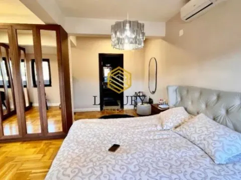 Sale, four bedroom apartment, 209m², Centar, Podgorica - image 7