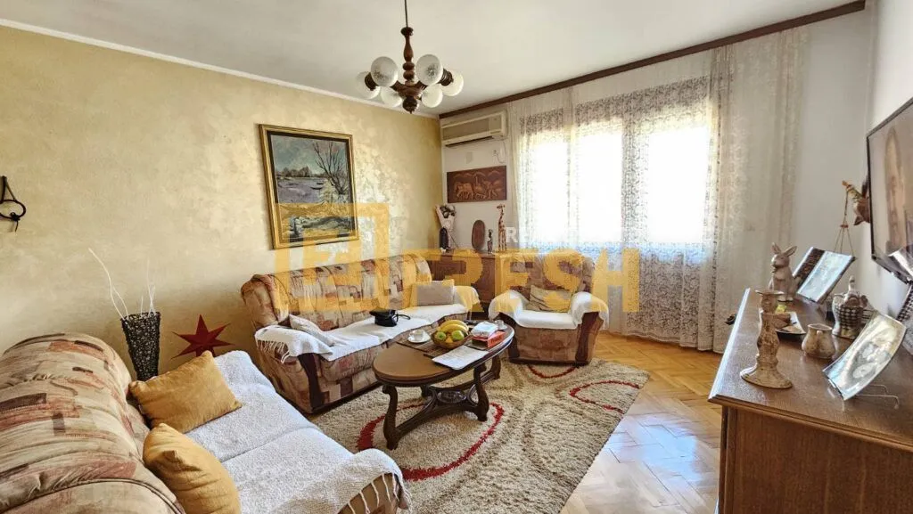 Sale, house, 115m², Stari Aerodrom, Podgorica
