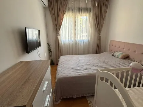 Rent, one bedroom apartment, 40m², Lazi, Budva - image 7