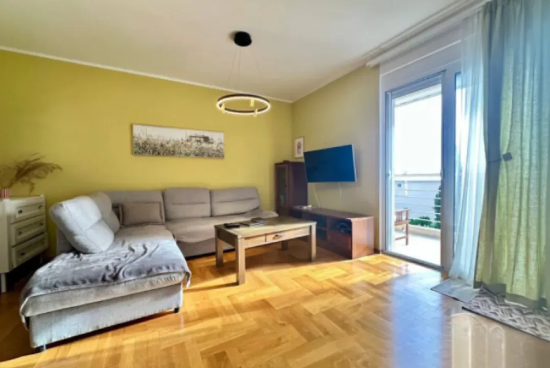 Sale, two bedroom apartment, 98m², Bečići, Budva