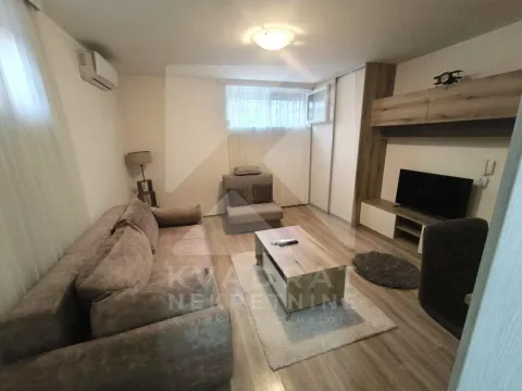 Izdavanje, garsonjera, 28m², 1 maj, Podgorica - image 3