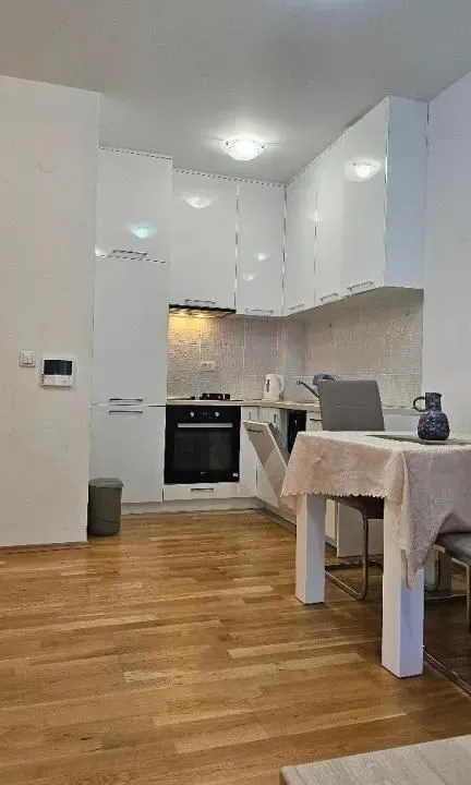Sale, one bedroom apartment, 37m², Podkošljun, Budva