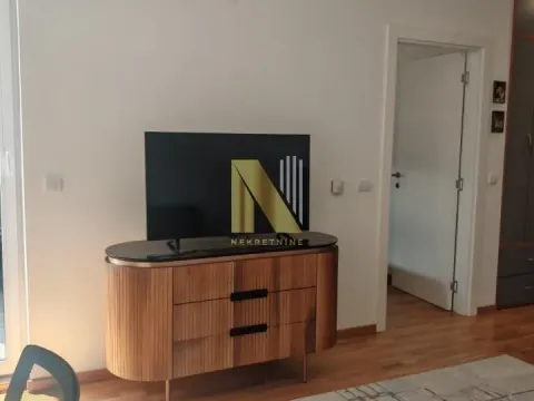 Izdavanje, dvosoban stan, 43m², Sajmište, Novi Sad - image 2