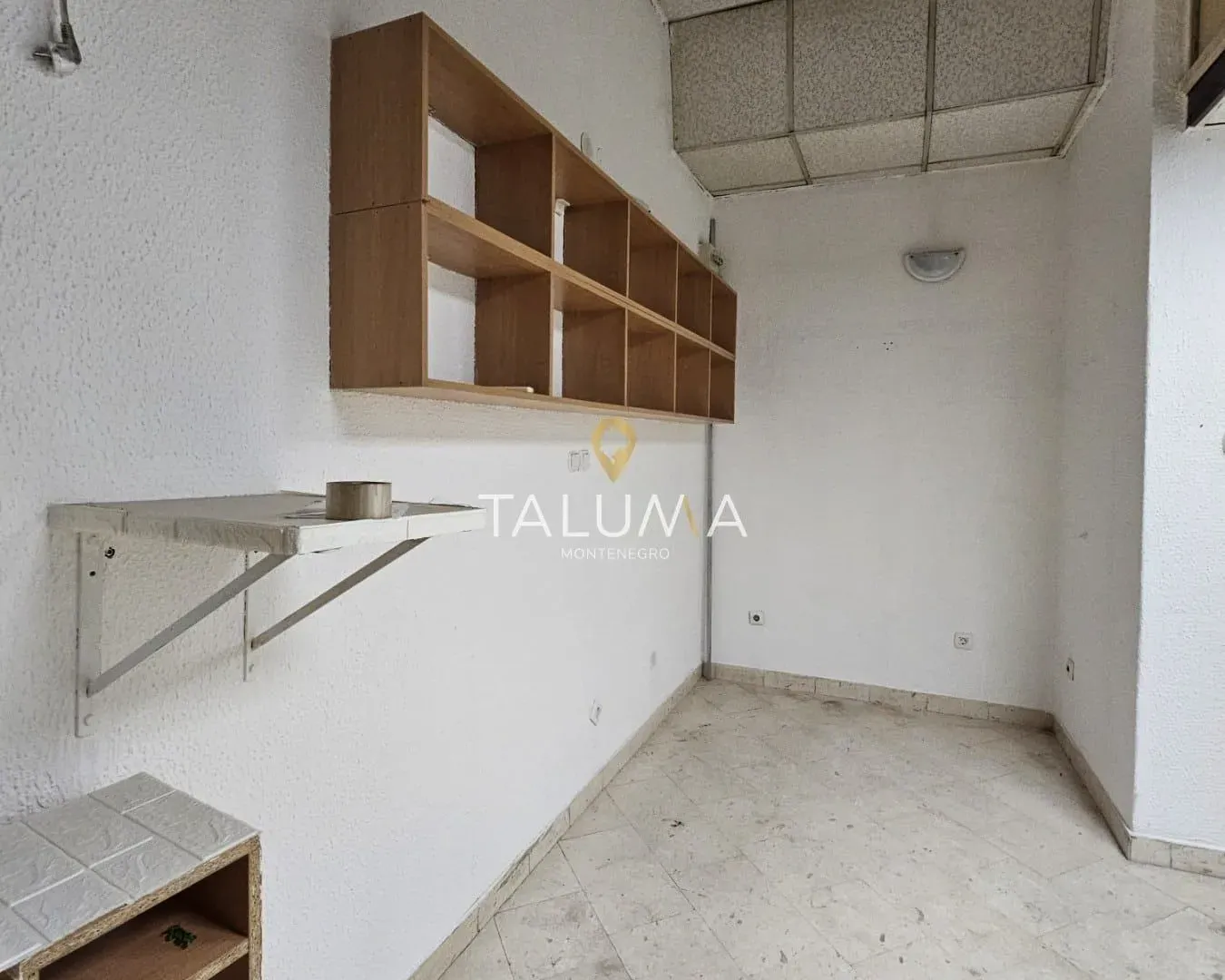 Izdavanje, poslovni prostor, 15m², Preko Morače, Podgorica