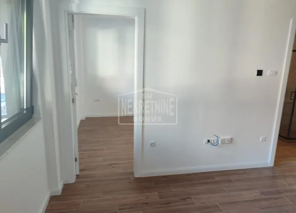 Rent, office space, 37m², Centar, Subotica