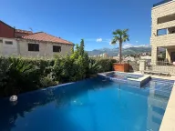 Izdavanje, jednosoban stan, 63m², Centar, Tivat - image 24
