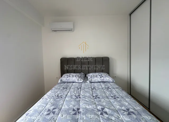 Izdavanje, dvosoban stan, 65m², Stari Aerodrom, Podgorica