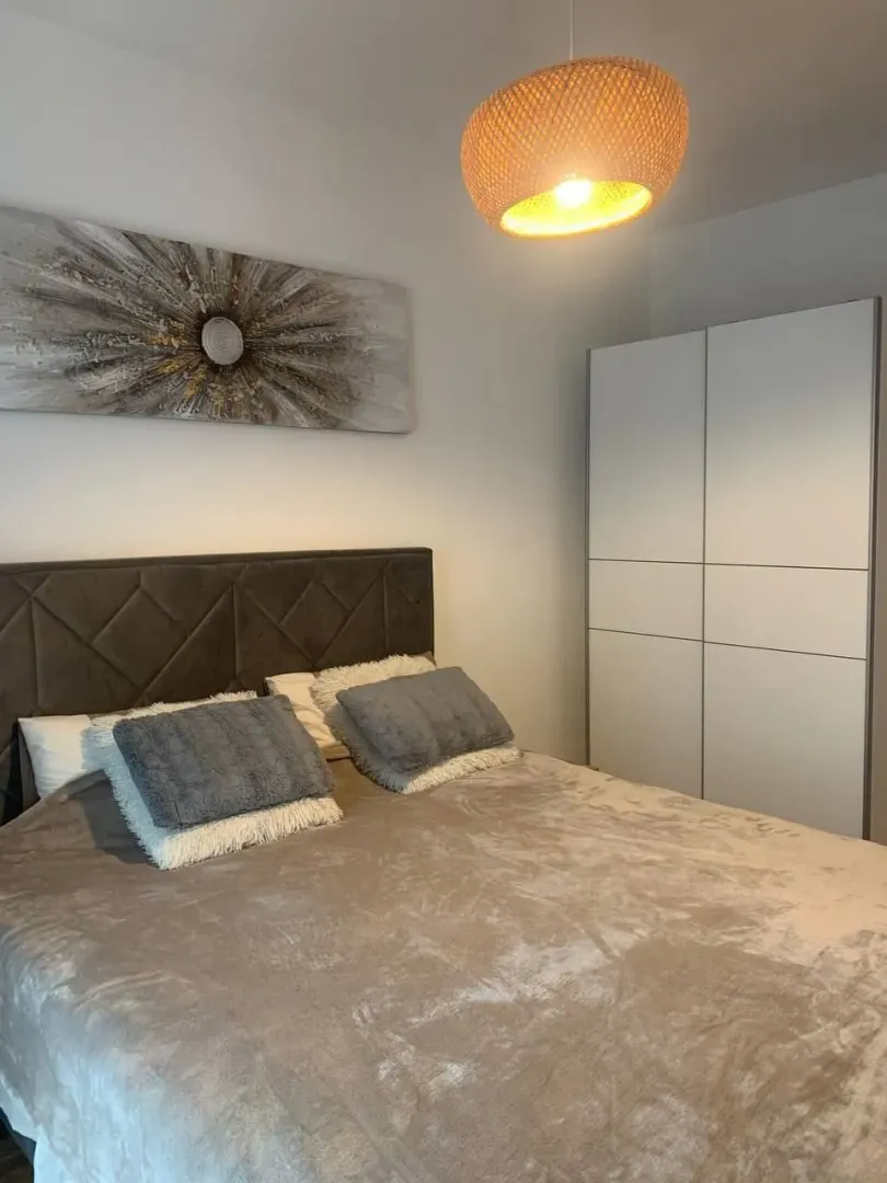 Rent, one bedroom apartment, 45m², Bečići, Budva