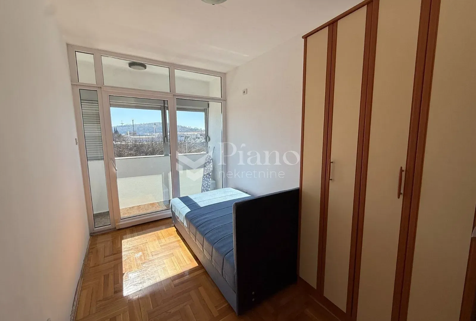 Rent, one bedroom apartment, 42m², Podgorica, Crna Gora