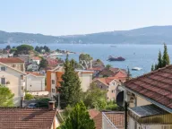 Rent, three bedroom apartment, 90m², Donja Lastva, Tivat - image 11