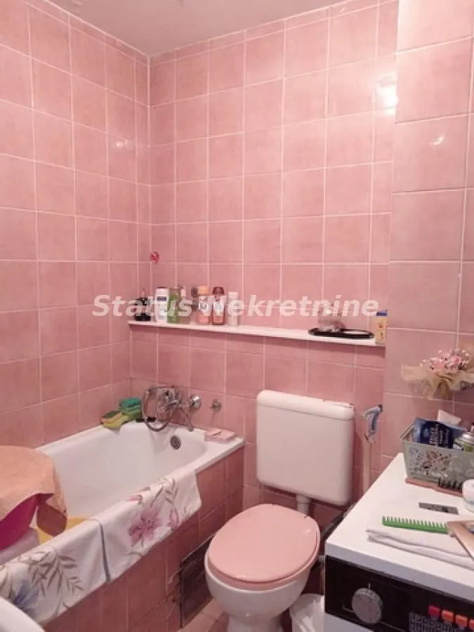 Prodaja, dvosoban stan, 64m², Novo naselje, Novi Sad