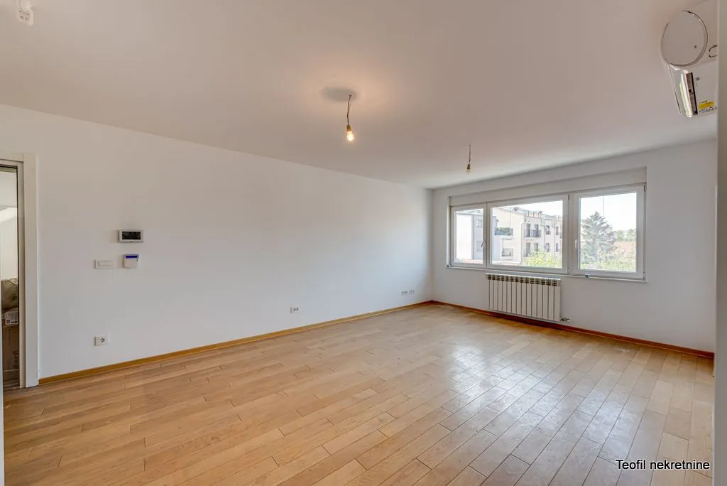 Prodaja, trosoban stan, 66m², Šumice, Beograd