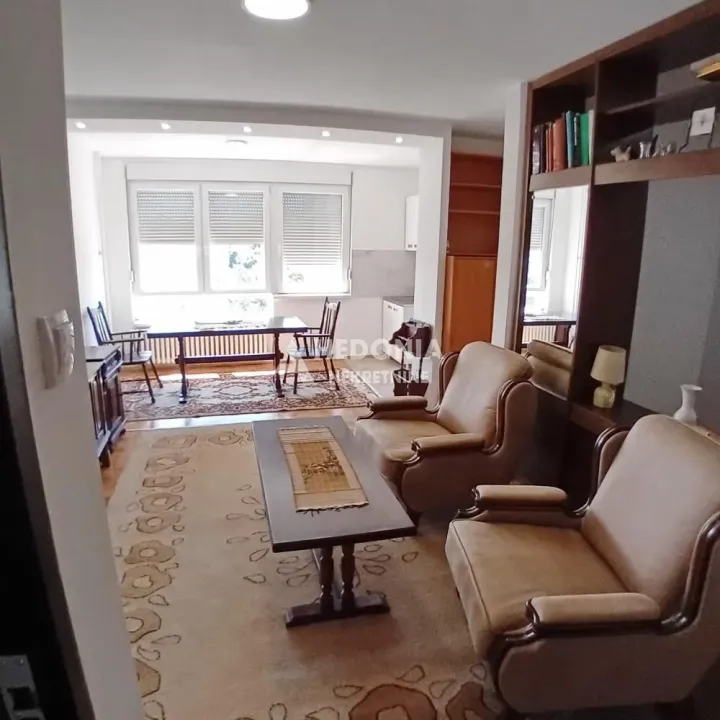 Izdavanje, stan, 120m², Voždovačka Crkva, Voždovac Sve Podlokacije