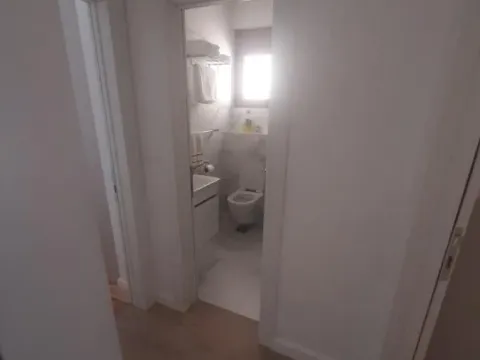 Izdavanje, dvosoban stan, 65m², Dobrota, Kotor - image 19