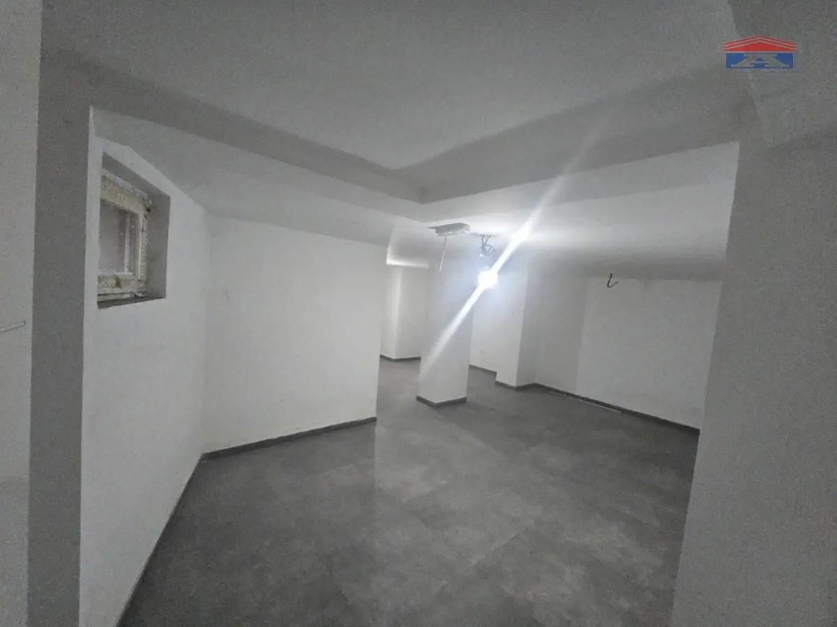 Sale, office space, 306m², Grbavica, Novi Sad Sve Podlokacije