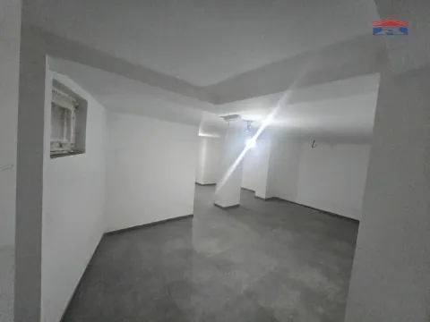 Sale, office space, 306m², Grbavica, Novi Sad Sve Podlokacije - image 14