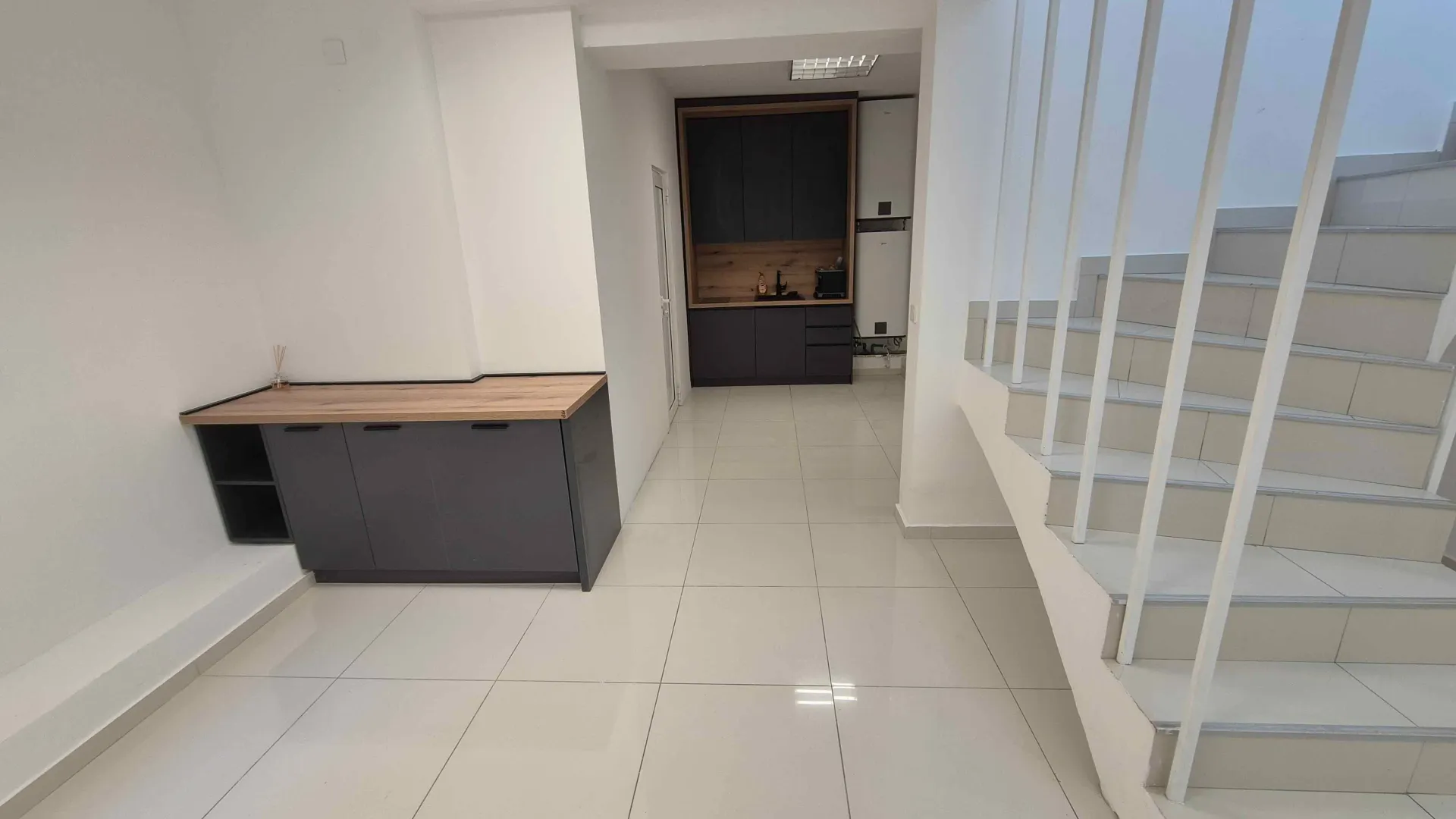 Rent, office space, 190m², City Kvart, Podgorica