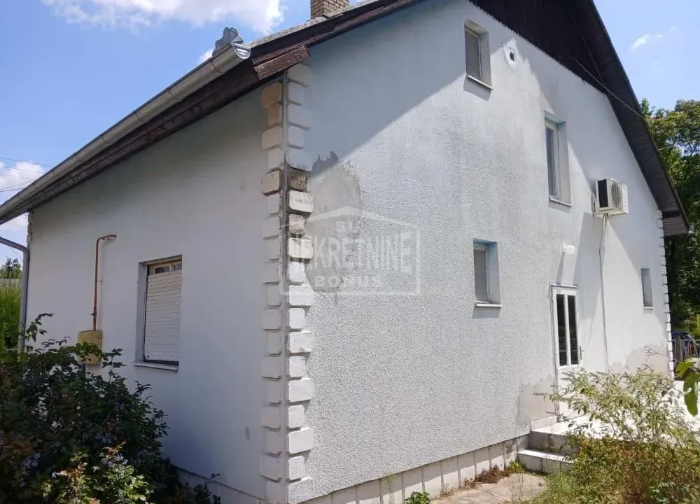 Prodaja, kuća, 146m², Mali Radanovac, Subotica